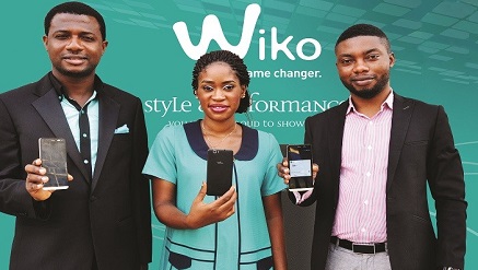 (L-r):,  Adebayo Adams, ‎channel marketing manager,  Abiola Anifowoshe, Key Accounts Manager, Lagos & South-West,  with John Peters, ‎country sales manager, all of Wiko Nigeria during the unveiling of the new stylish smartphone, Wiko Getaway, in Ikeja, Lagos recently.